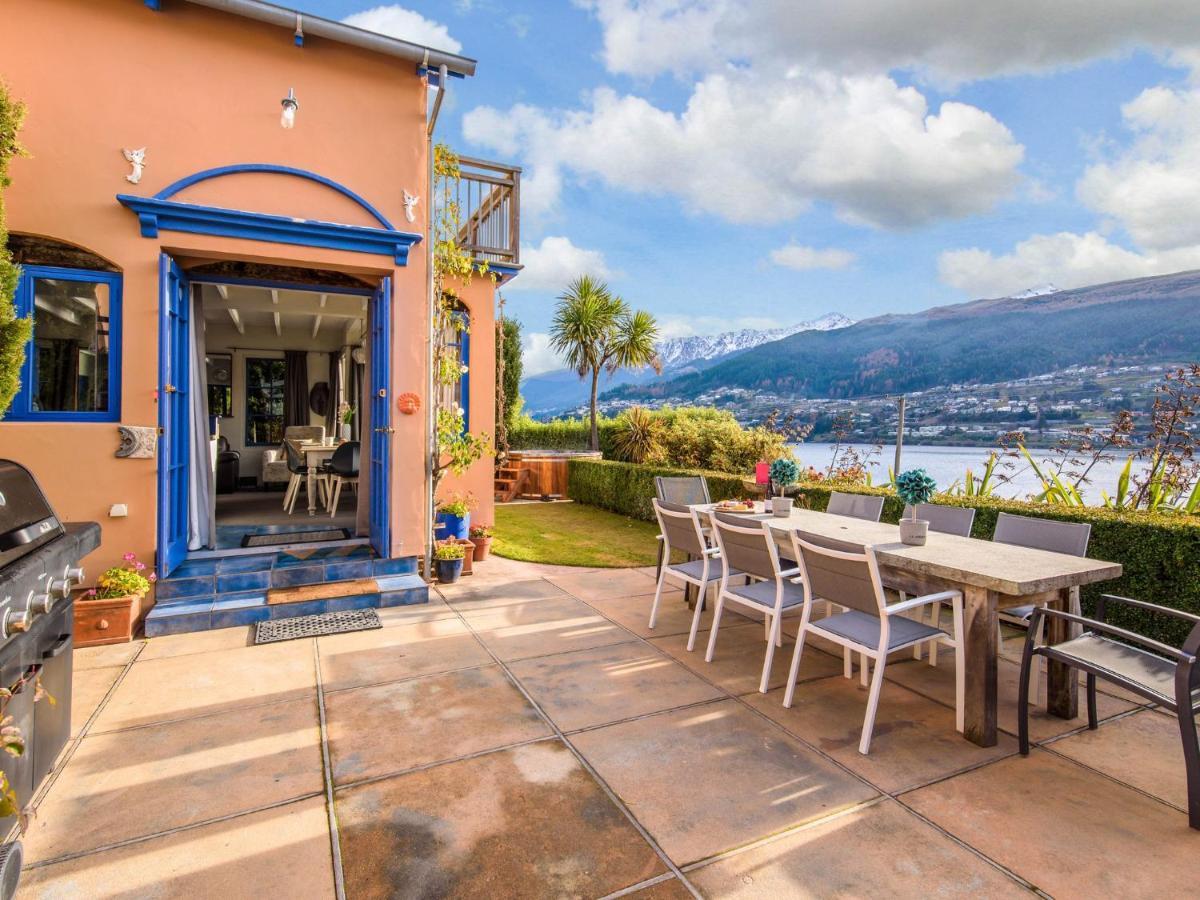 Sunny Lakeview Villa كوينستاون المظهر الخارجي الصورة