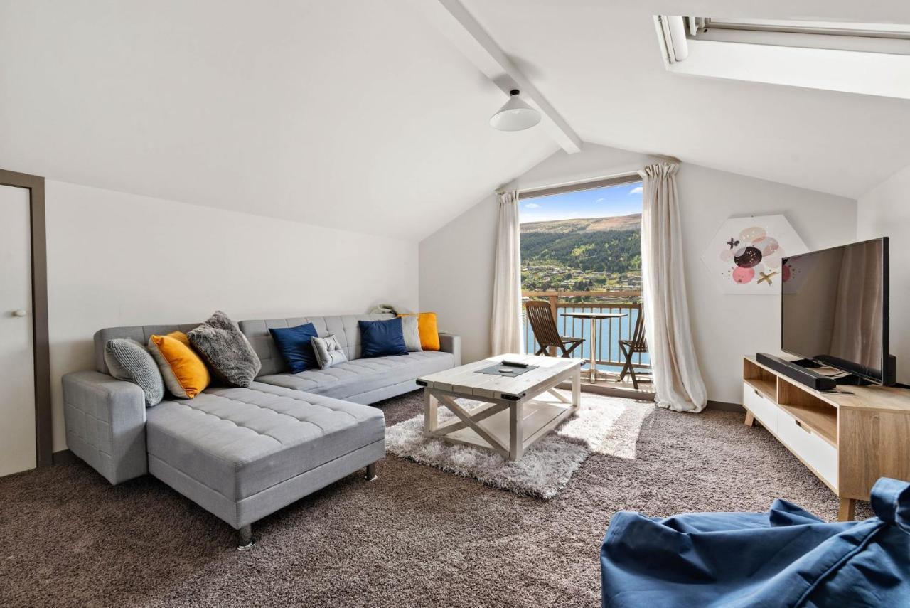 Sunny Lakeview Villa كوينستاون المظهر الخارجي الصورة