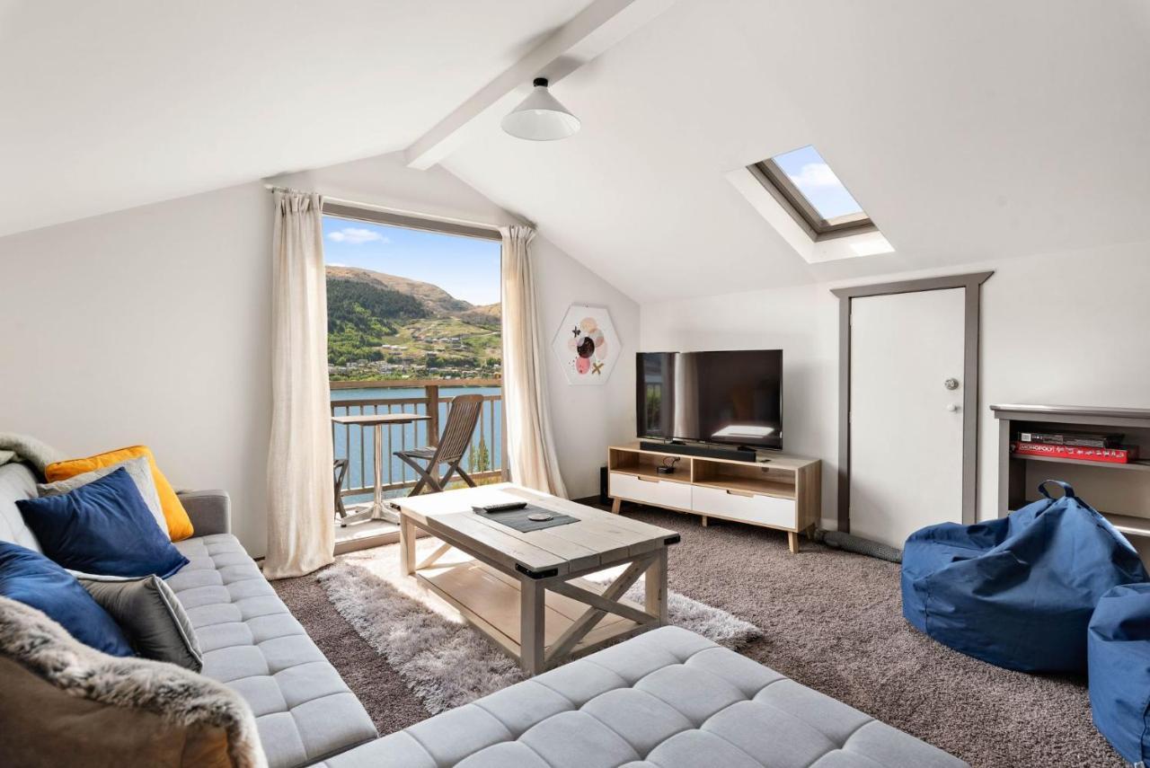 Sunny Lakeview Villa كوينستاون المظهر الخارجي الصورة